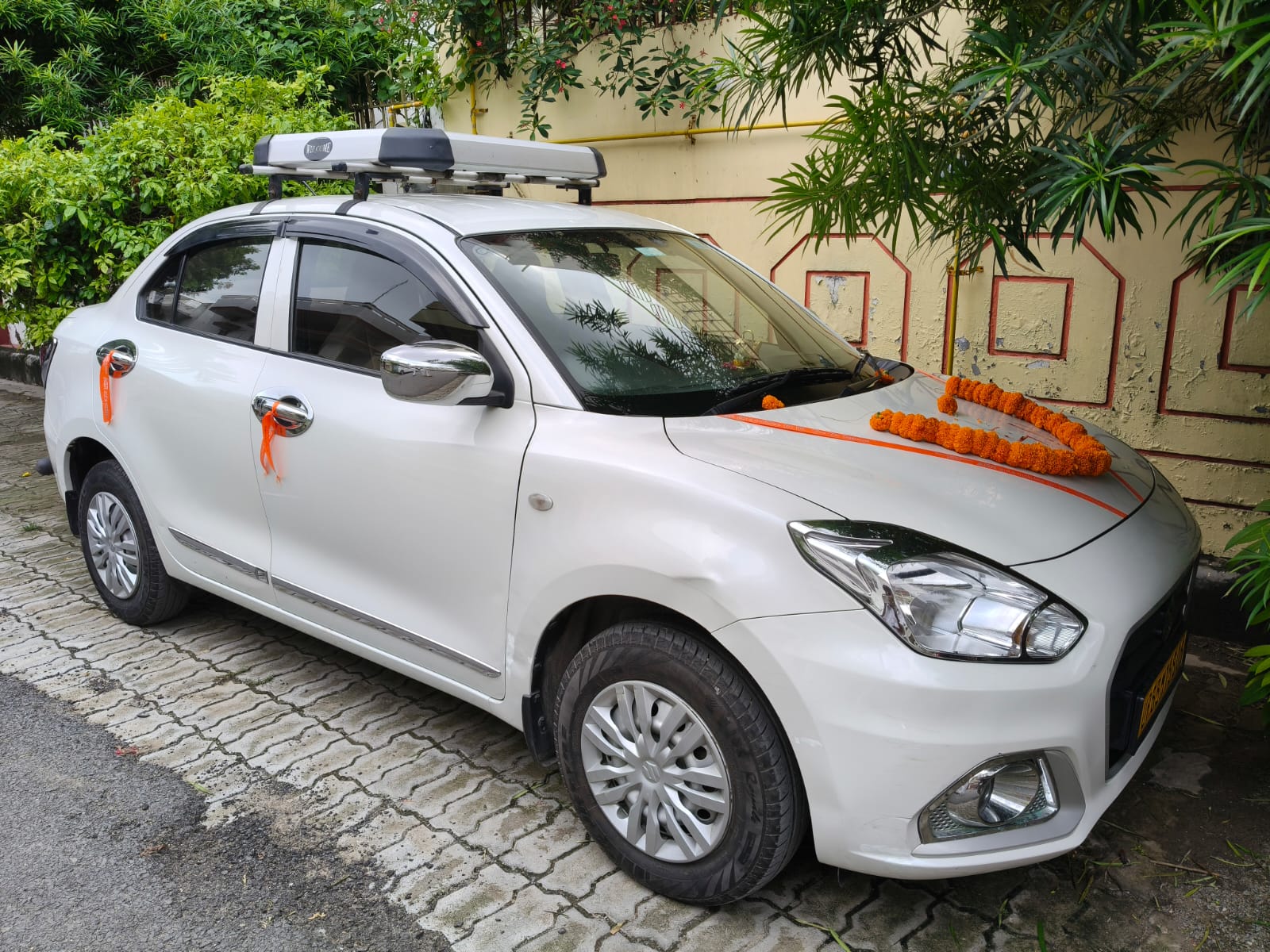 Airport / Station Transfer – Swift Dzire Varanasi